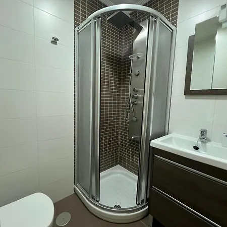 Yourhouse Lagoa Ourense