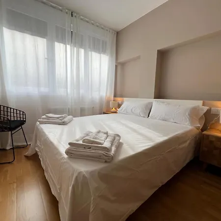 Yourhouse Lagoa *